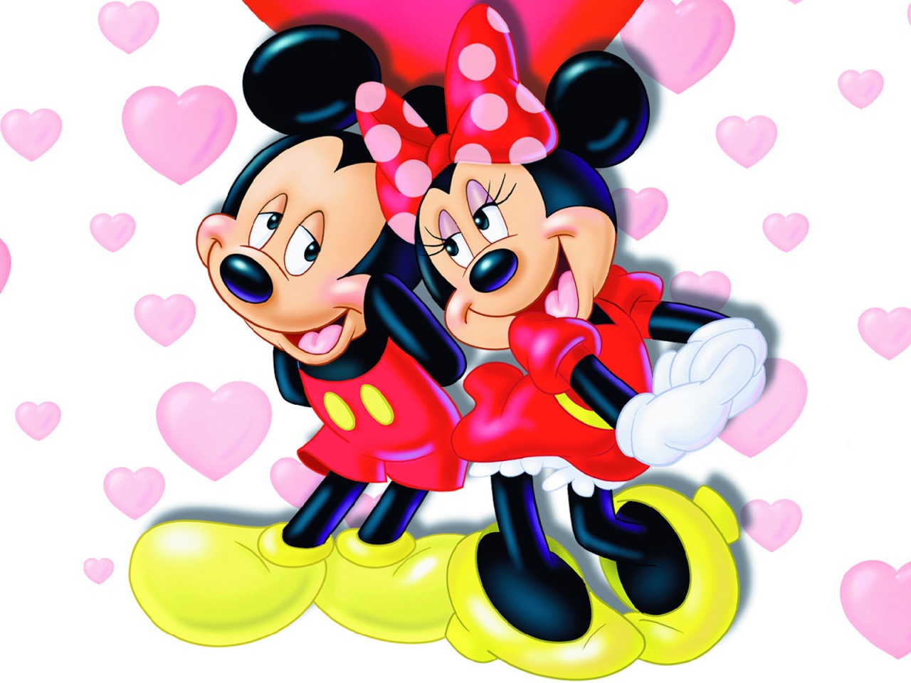 Disney Wallpaper - Mickey and Minnie in Love