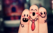 Comrades in Fingers