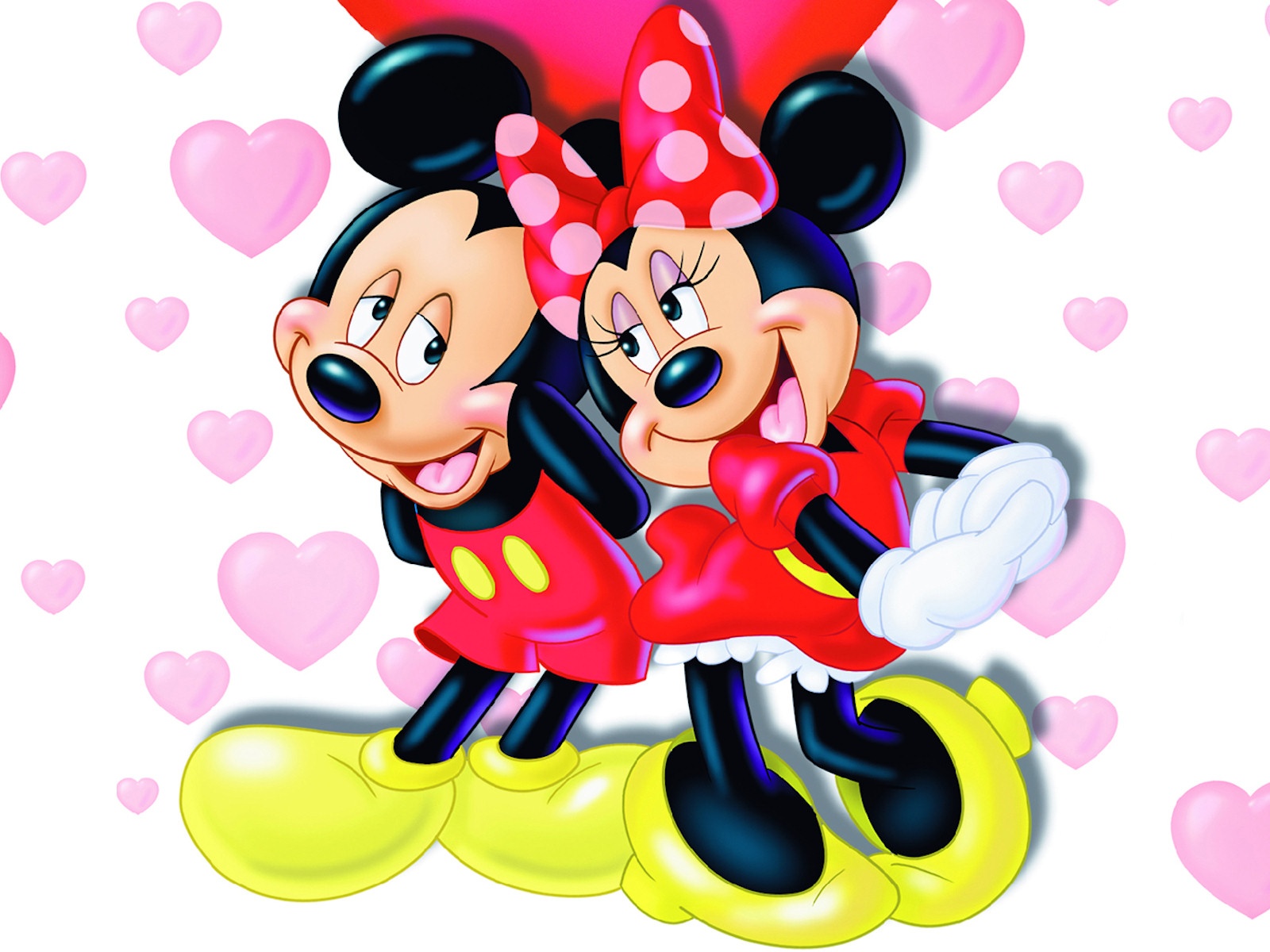 Disney Wallpaper - Mickey and Minnie in Love